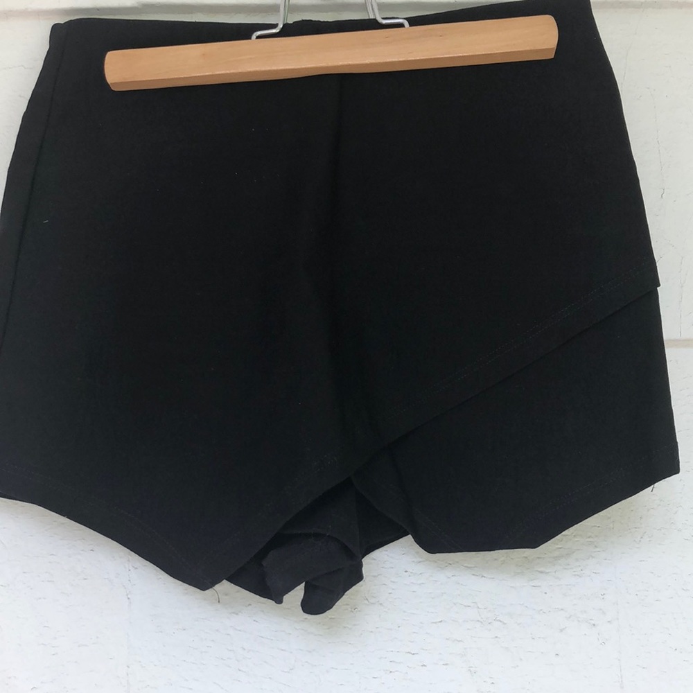 Short dress shorts